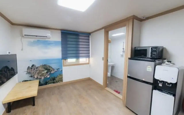 Tongyeong Se-an Residence Pension