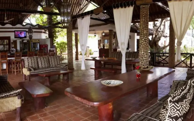 Safari Beach Hotel