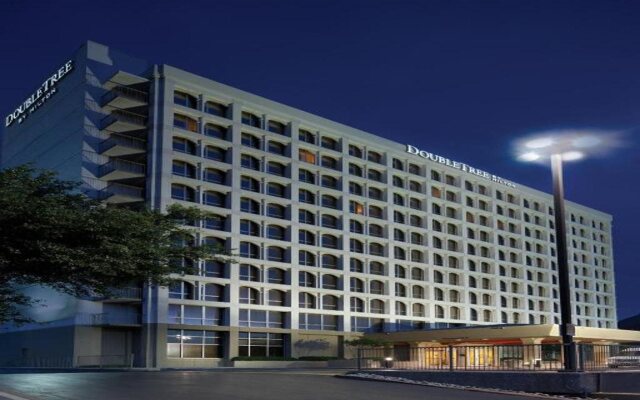 DoubleTree by Hilton Dallas - Market Center