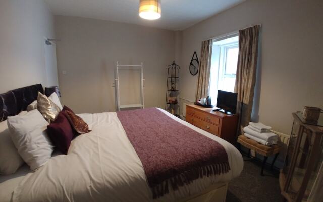 The Snake Pass Inn