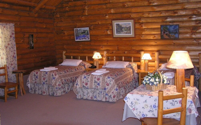Rio Dorado Lodge