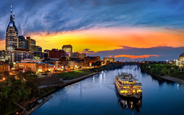 Eastside Elegance A Nashville Adventure Awaits!