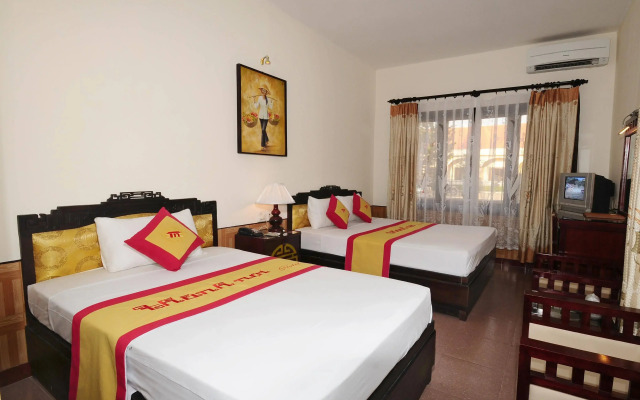Thanh Noi Hotel
