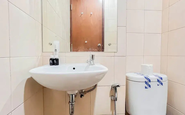 Cozy And Compact Studio Apartment At Vida View Makassar