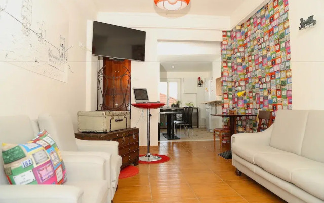 Santos Hostel - Lisbon