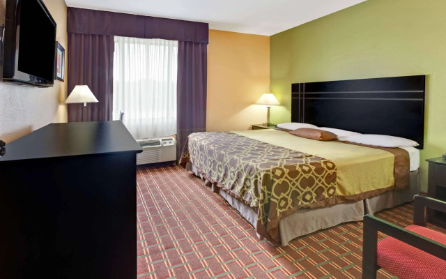 Super 8 By Wyndham Houston/I-10/Federal Road
