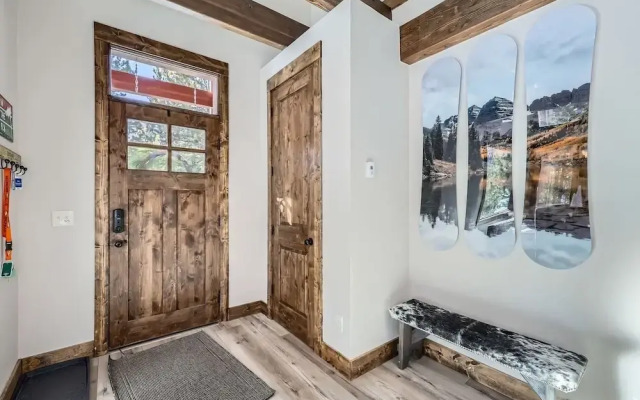 1890 The Seasons 3 Bedroom Townhouse