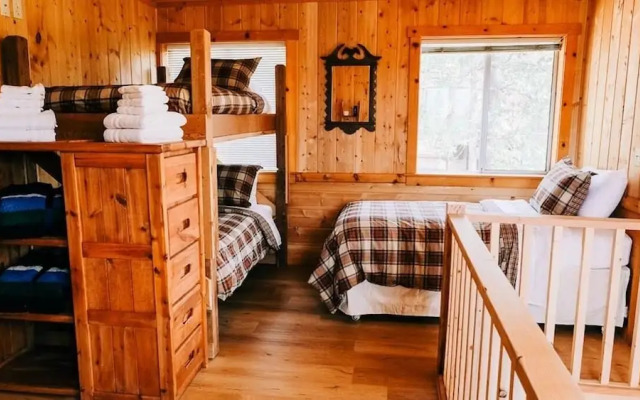 Lakeview Cabin with Boat Slip