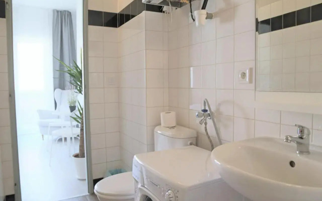 Charles Square Apartment