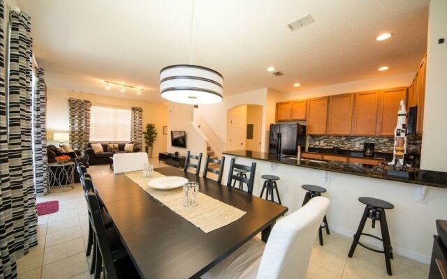 H2u - Woodpecker - Bv480 4 Bedroom Townhouse