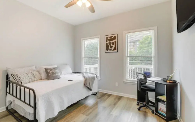 Spacious Atlanta Home ~ 2 Mi to Downtown!