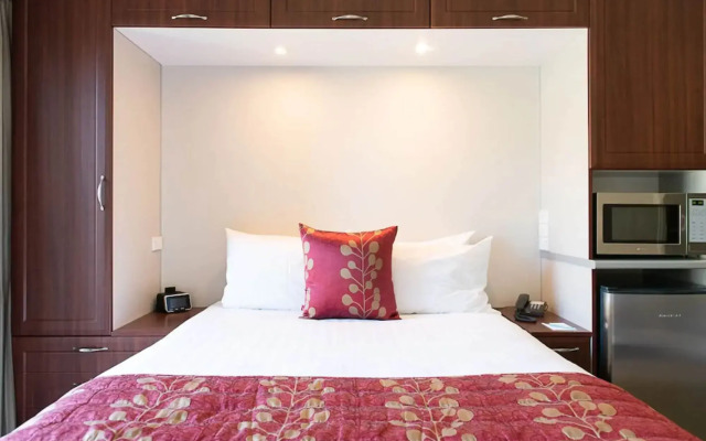 Portside Hotel