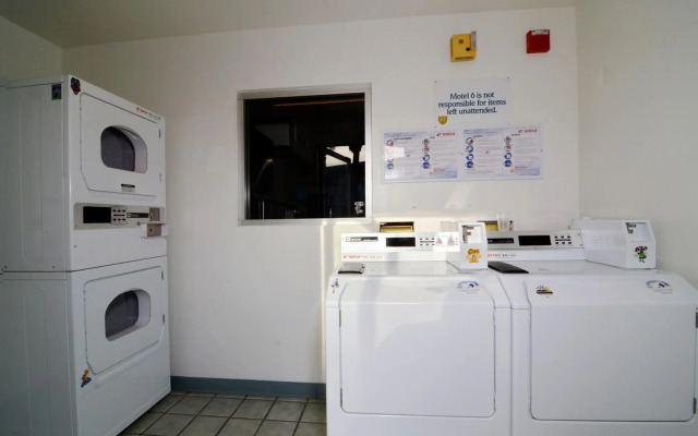 Motel 6 Indio, CA - Palm Springs