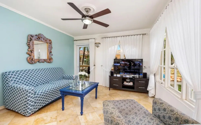 Cozy 1br1ba w Balcony Pool in Great Location