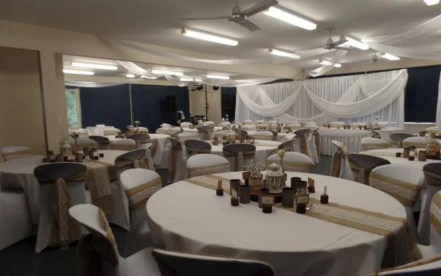 Waterfront Retreat At Wattle Point