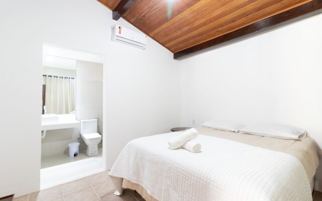 GB51 Excelente Casa 4 Suítes Vista Mar