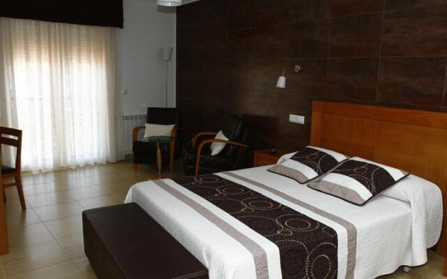 Hostal Restaurante Pinarejo
