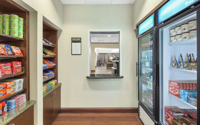 Hampton Inn & Suites Savannah-Airport