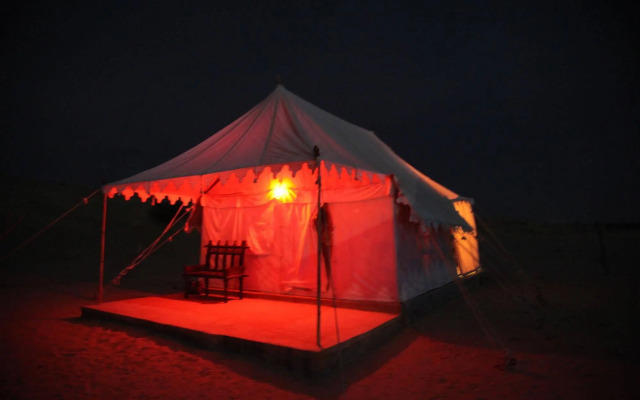 Moonlight Oasis Camp