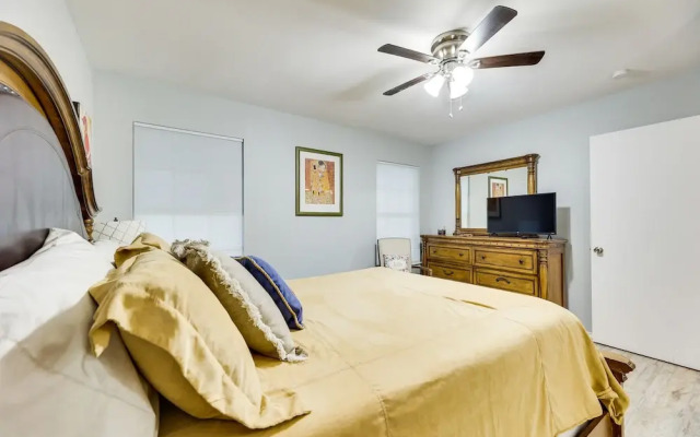 Pet-friendly San Juan Vacation Rental w/ Grill!