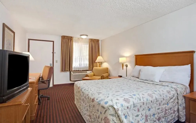 Howard Johnson Inn Kent