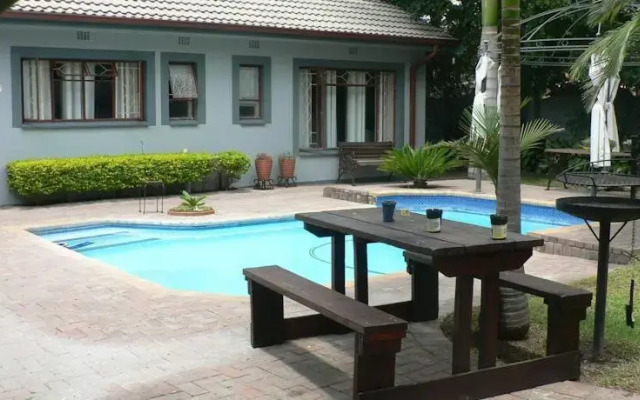 Rustenburg Inn