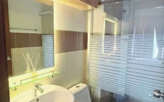 Studio Unit With Seaview & Balcony