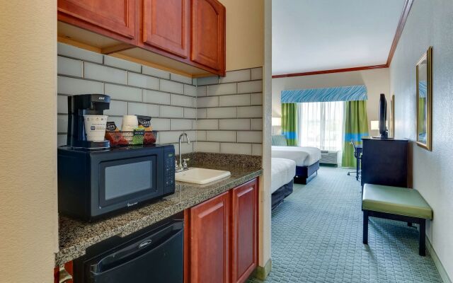 Comfort Inn & Suites