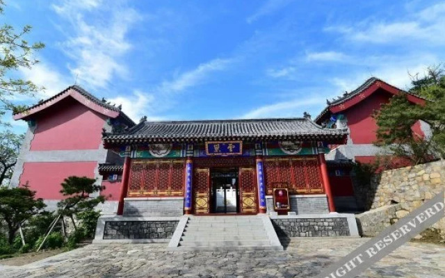 Yunchao Hotel