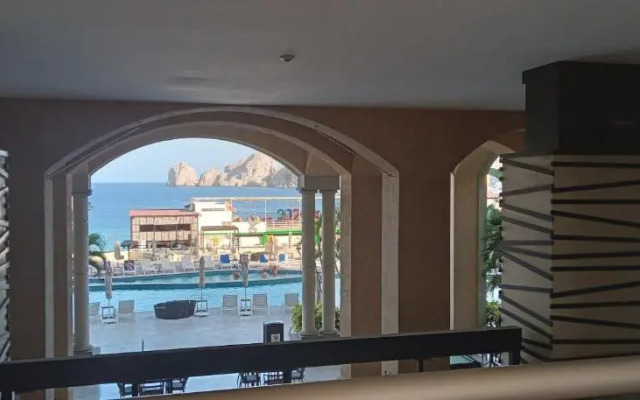 One Bedroom Ocean Front Suite on Medano Beach