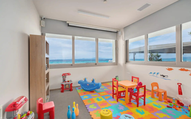 Ammon Zeus Luxury Beach Hotel