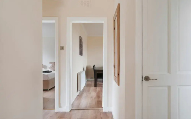 M9 Falkirk Apartment