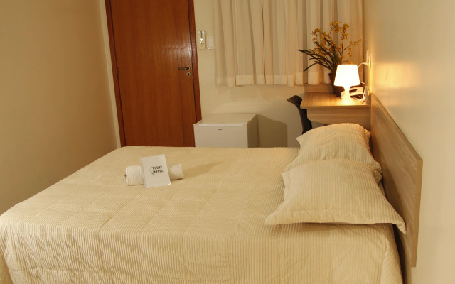 Turis Hotel