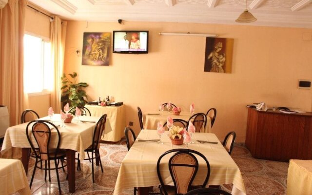 Hotel Meumi Palace