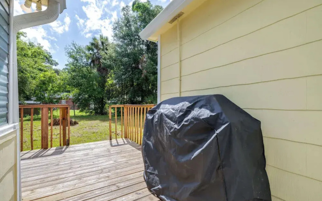 Charming Seminole Heights Getaway