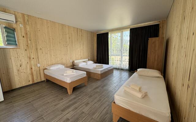 Guest House in Khashupsa