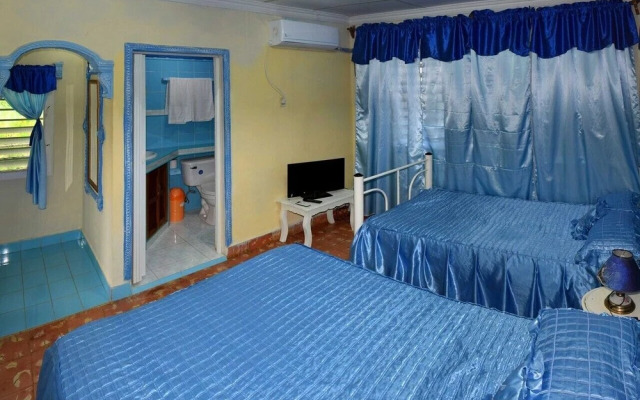 Hostal Eida y Lujan PLAYA LA BOCA