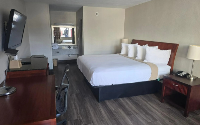 Motel 6 Raleigh, NC – Downtown South