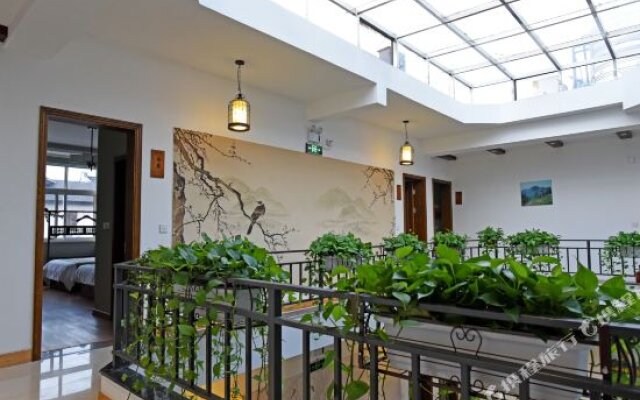 Bancheng Hongzhuang Inn