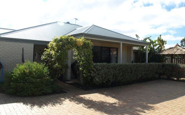 Baudins Bed & Breakfast - Adults Only