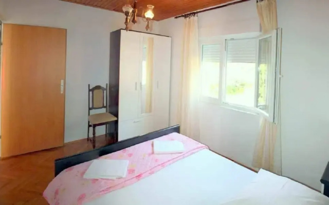 Stjepan - 10m From Beach - A1