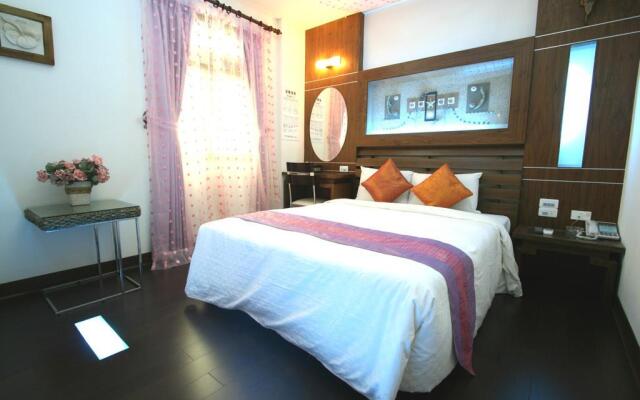 Seashell Bay Hotel