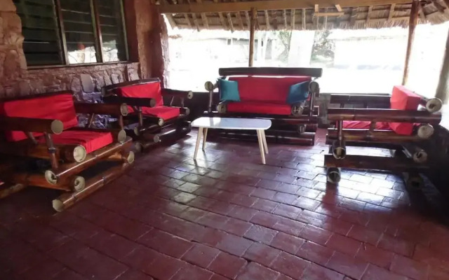 Mara Ndovu Lodge