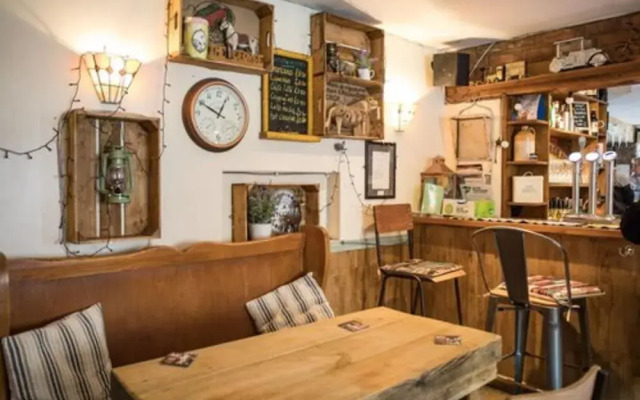 George Inn & Millingbrook Lodge