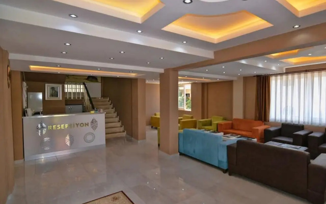 Airport Gulluk Hotel