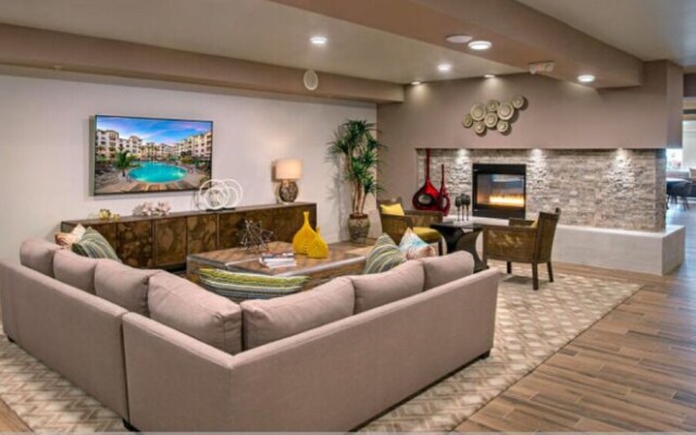 Queen Creek #356 - 2 Br Condo