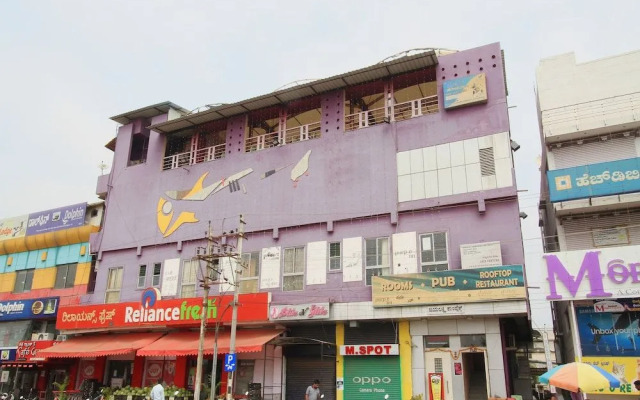 Purple Inn Boutique Hotel