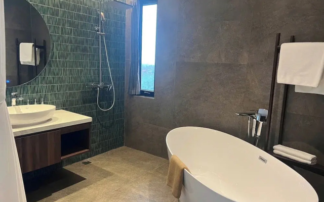 Hanoi Riverview Boutique Hotel & Apartment