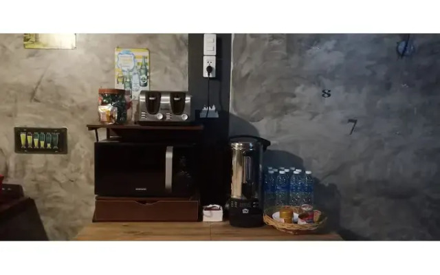 Lom Choi Home Stay Ayutthaya - Hostel