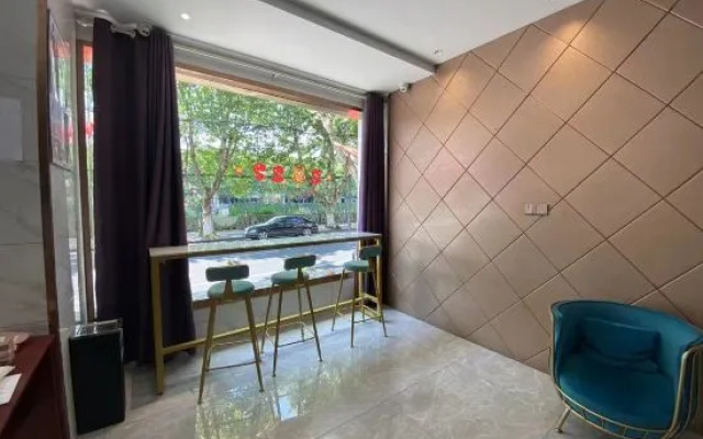 Junyi Chain Hotel (Jintan Xintiandi)